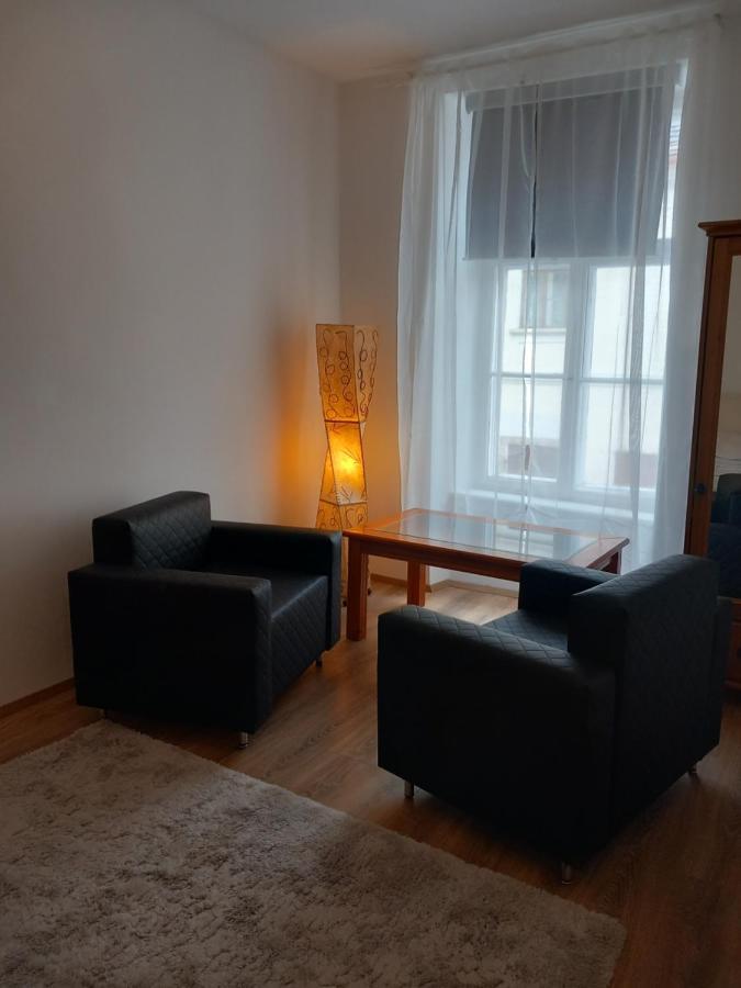 Korvin One Apartman Papa Exterior photo